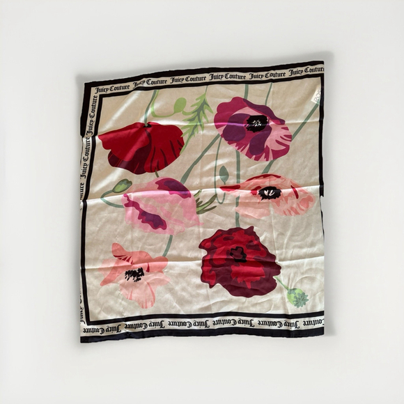 Juicy Couture Square Scarf ~35"x~35" Classic Maxi Floral Print NWT RARE Print - Picture 4 of 7